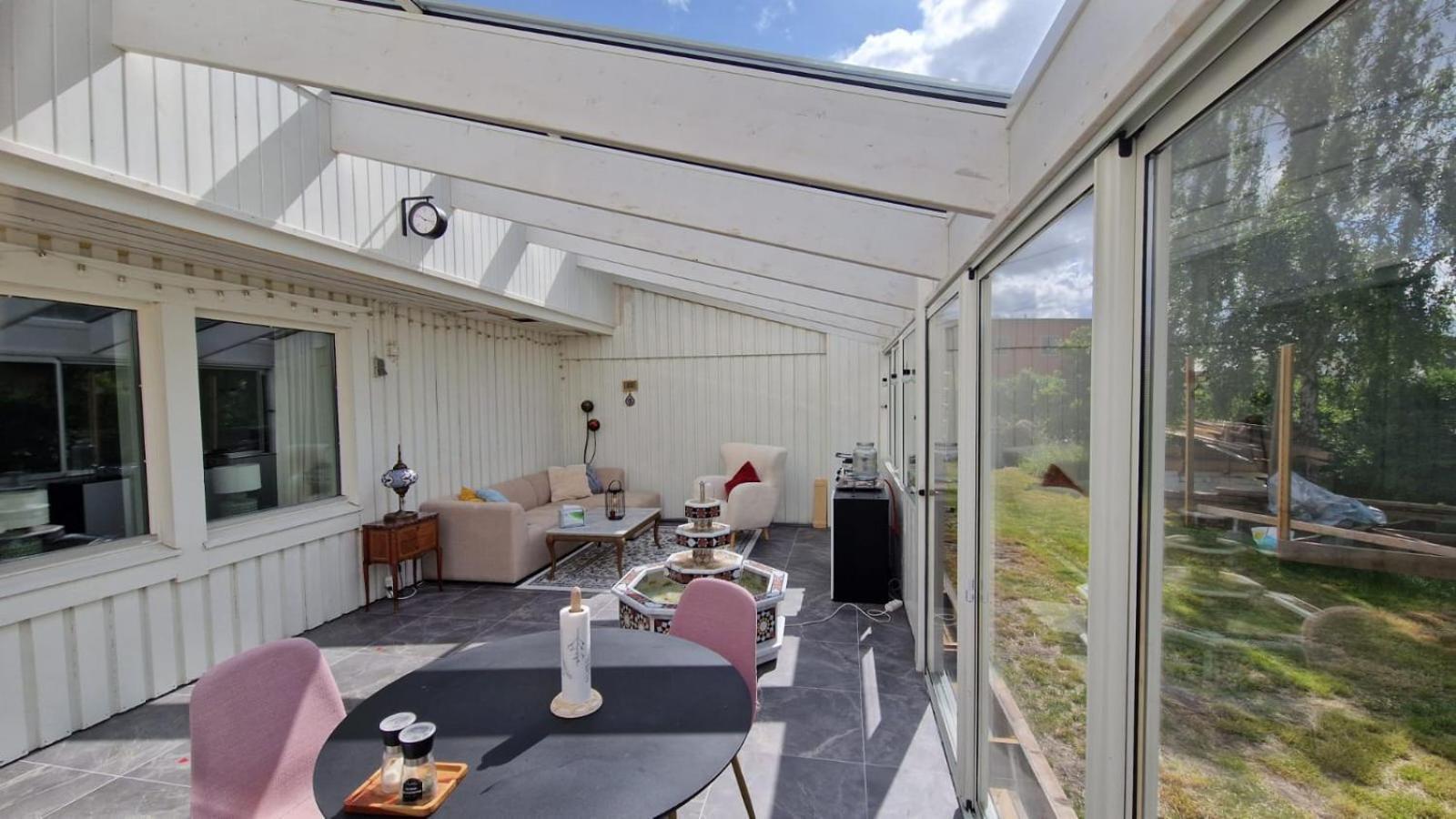 Lila Rummet - Rum Naera Bad Och Centrum, 1 Tr Upp - Saengklaeder & Handdukar Ingar Färjestaden エクステリア 写真
